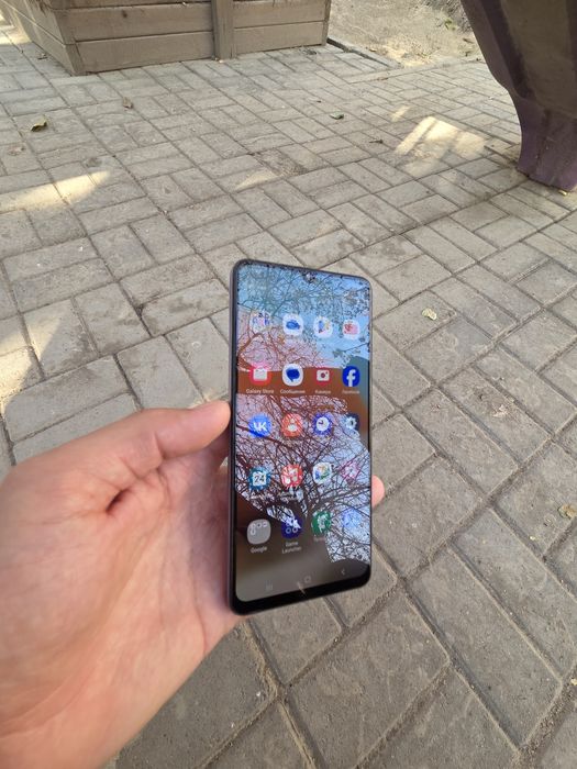 Продам телефон Samsung A32