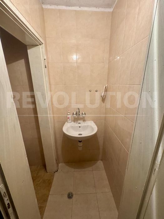 Продава се Магазин в Пловдив, Център - 65 кв.м за 1293 €/кв.м - Снимка #1