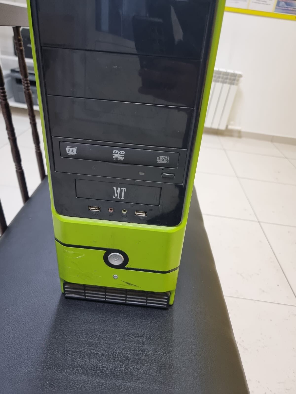 2 процессора. Зелёный MT, 1 терабайт. Acer 2 терабайт