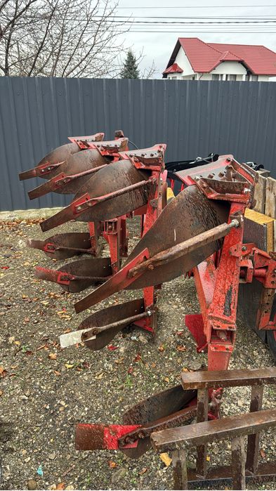 Plug Naud 3+1 recent adus Belgia