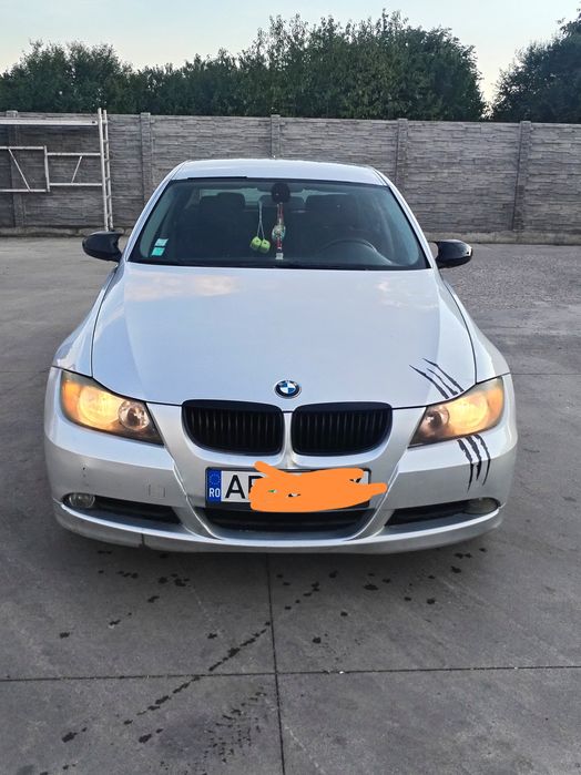 Vând BMW E90 163 CP