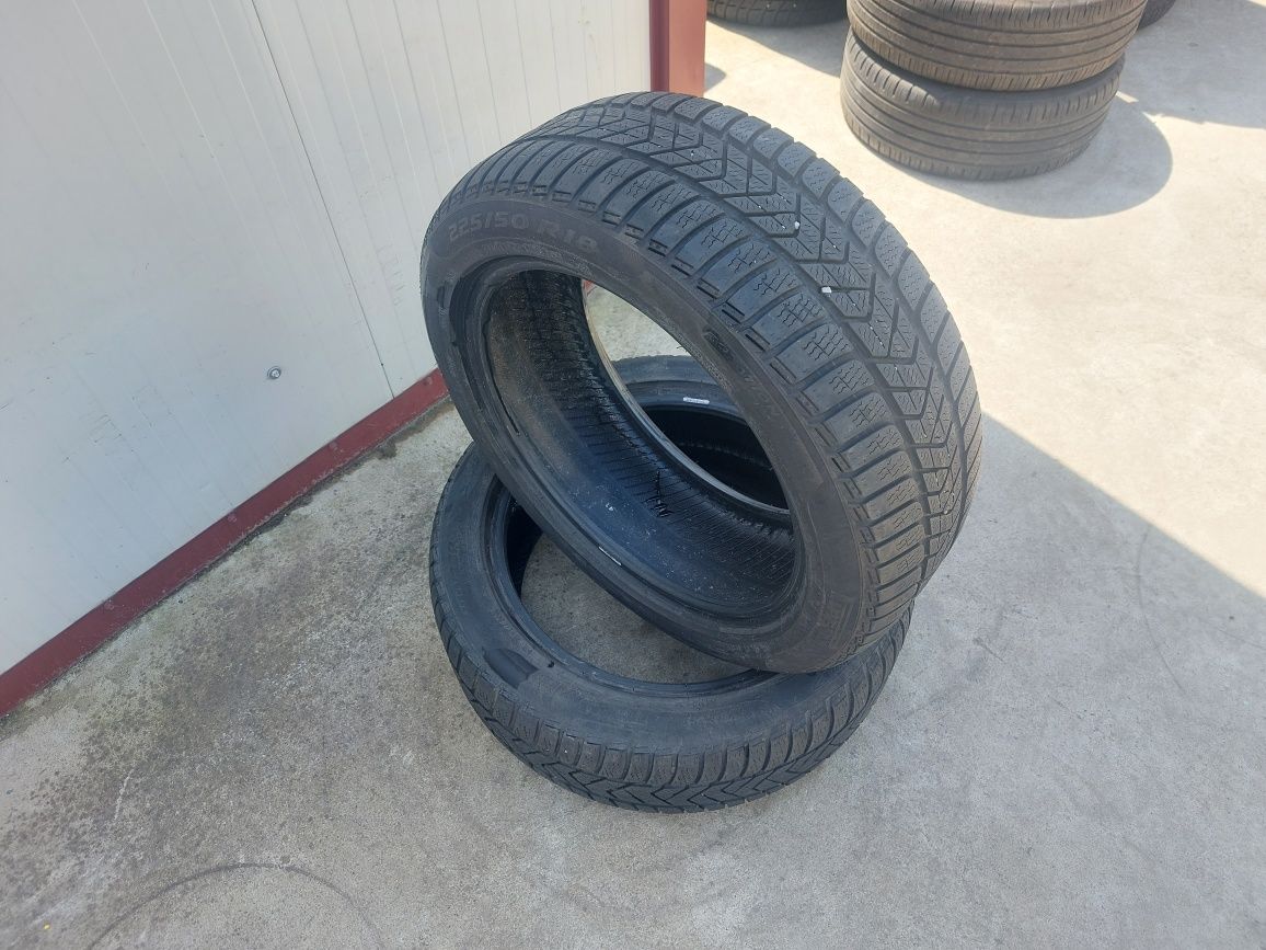 125 lei bucata! Doua anvelope M+S 225 50 18 Pirelli