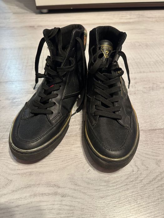 Adidasi impecabili guess marime 42