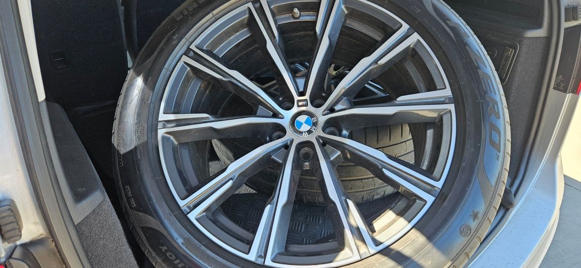 Jante BMW X5 G05 X6 G06 style 740 M pachet 305 40 20/275 45 20 Pirelli