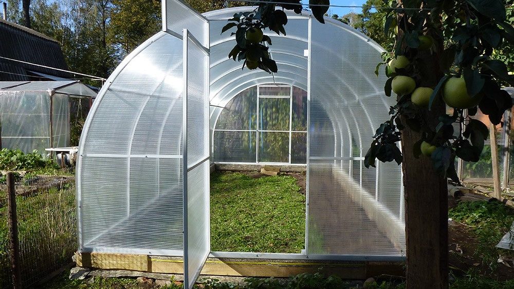 Поликарбонат тепличный с гарантией до 10 лет