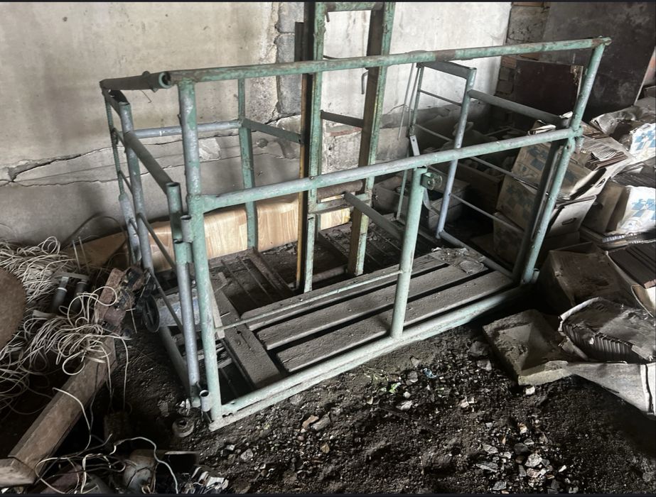 Продается монтажная корзина (люлька)