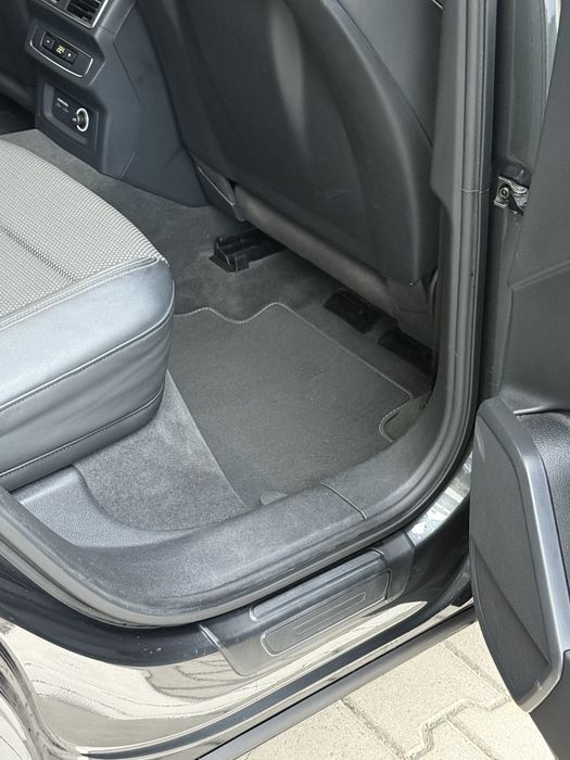 Audi Q5 S Line .2018.2.0 TDI 190 CP.135500 km jante .20 impecabil