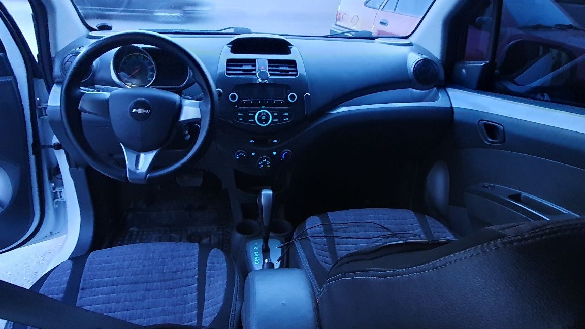 Spark chevrolet 4