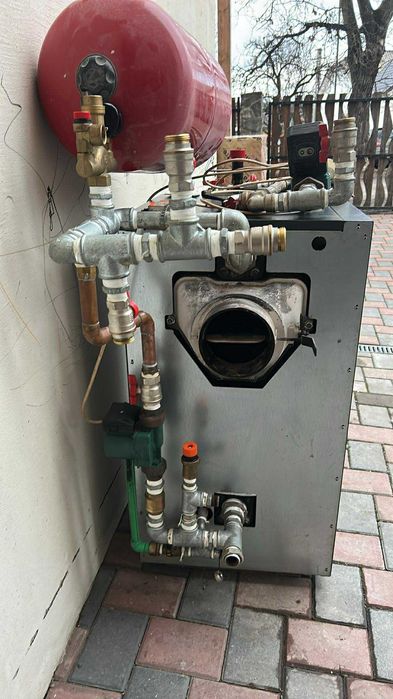 Centrala din fonta pe lemne