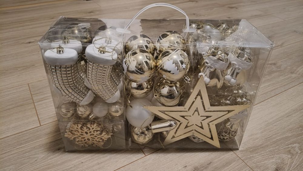 Ornamente Craciun aurii