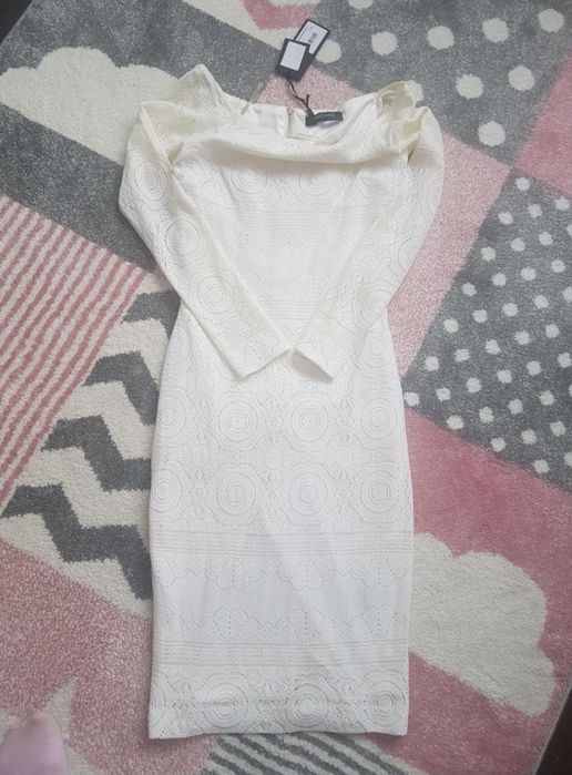 Rochita Guess marime Xs