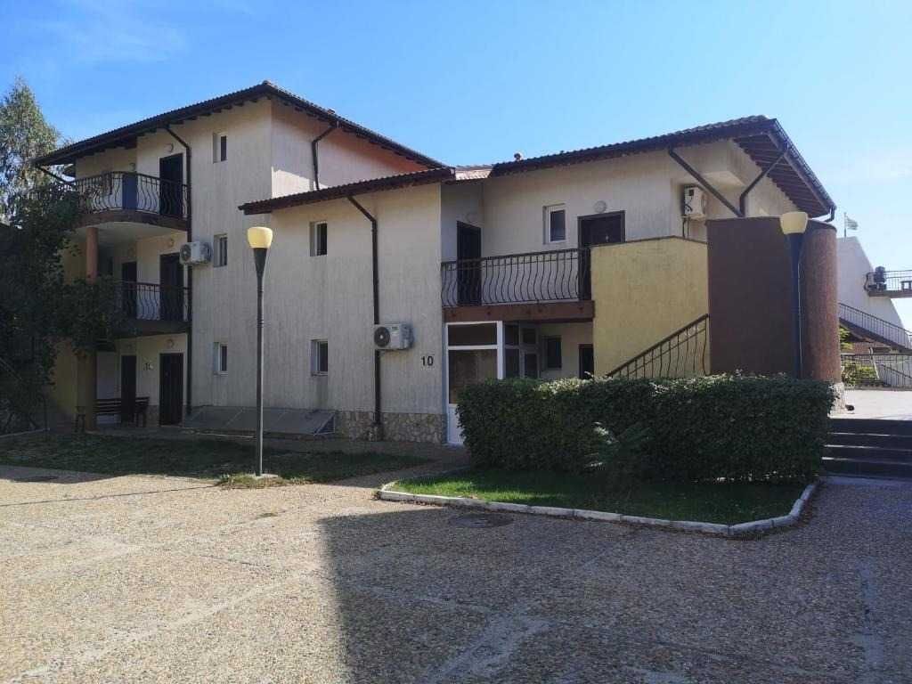 Продава се Едностаен апартамент в с. Рогачево, Област Добрич - 55 кв.м за 780 €/кв.м - Снимка #1