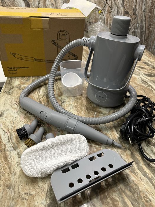 Пароочиститель серый