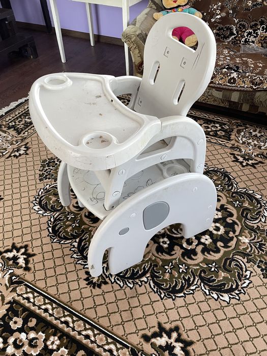 Продам стульчик для кормления