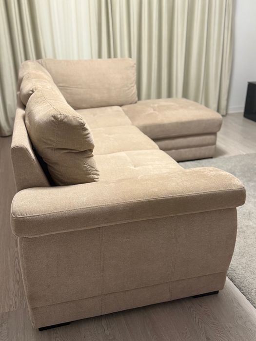 Living full de vânzare (mobilă realizată în Mobexpert)