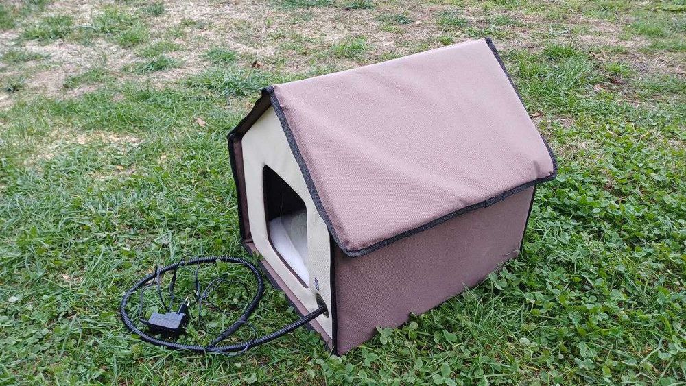 TIAKI Bola отопляема котешка къщичка