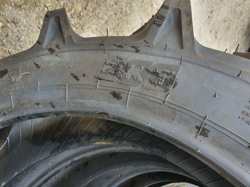 8.3-22 cauciucuri noi d tractoare iseki pe spate 4x4 anvelope BKT WYXS