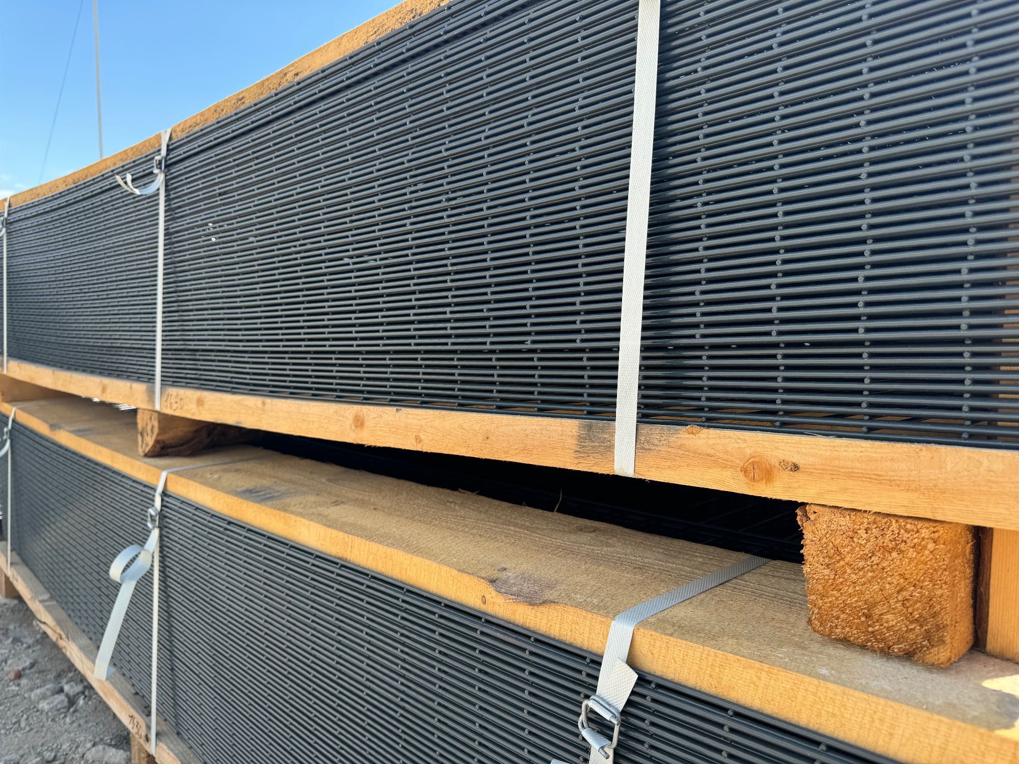 Panou Bordurat verde / gri antracit dublu fir 2d 5/4/5mm - stoc