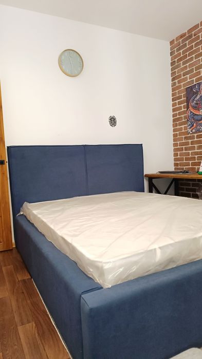 Продам Лофт кровать с подьемным механизмом. Есть дефект