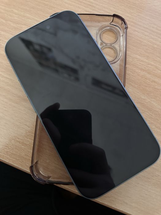 Iphone 16 на гарантии