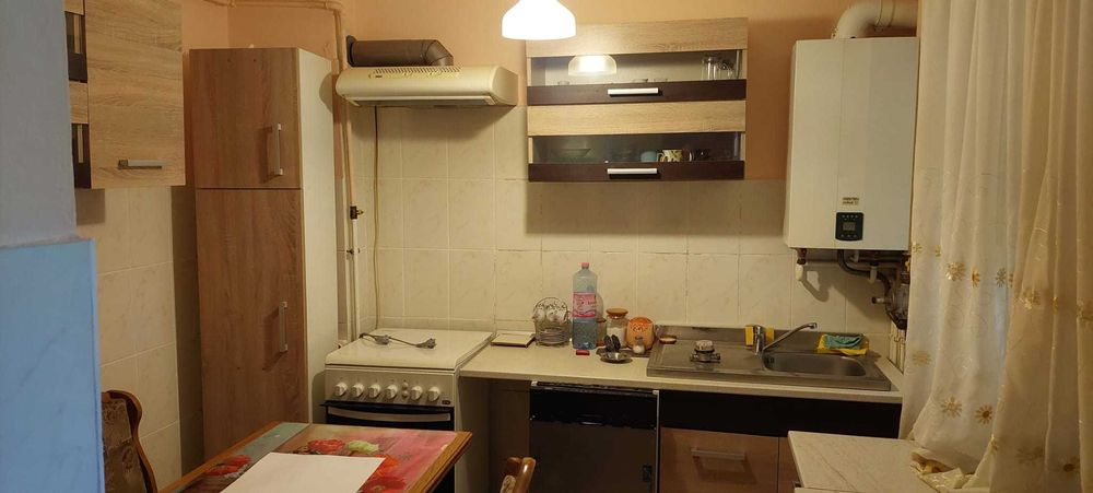 De vânzare Apartament 3 camere Aleea Aurora