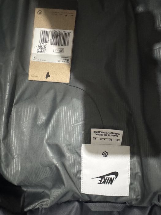 Geaca Nike Primaloft