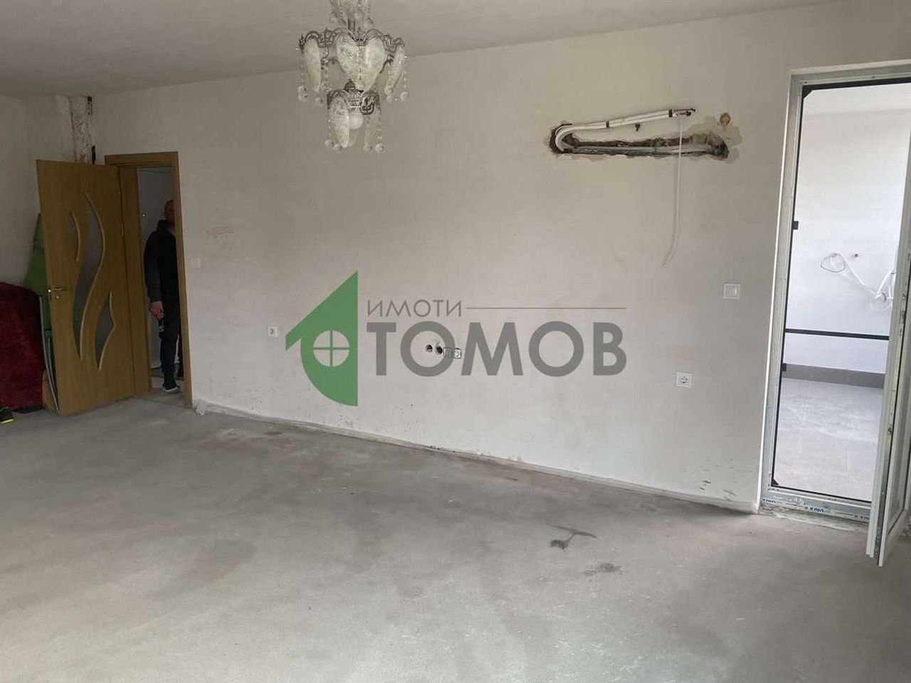 Продава се Двустаен апартамент в Шумен, Боян Българанов 1 - 59 кв.м за 1297 €/кв.м - Снимка #1