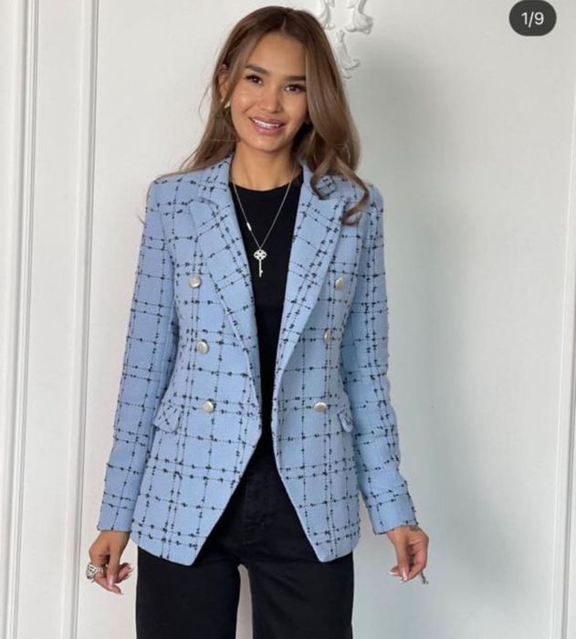 Шикарный твидовый жакет- под Шанель.