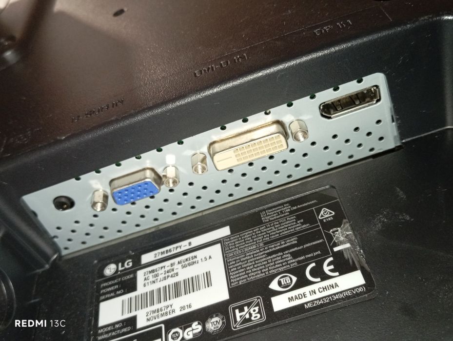 Vând monitor PC LG 27 IPS FullHD Excelent