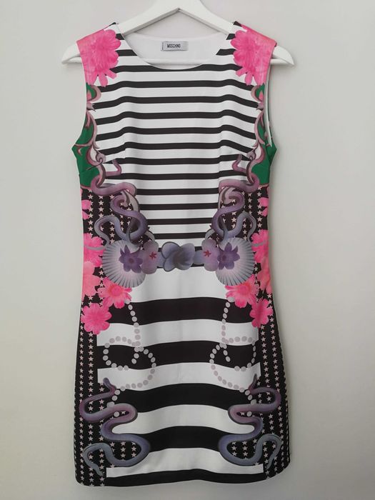 Дамска рокля без ръкави