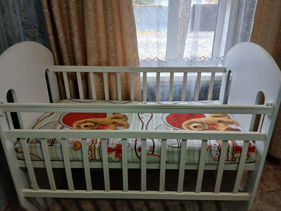 Продам детскую кровать