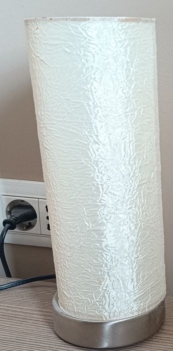 Veioza moderna  înaltă 25cm