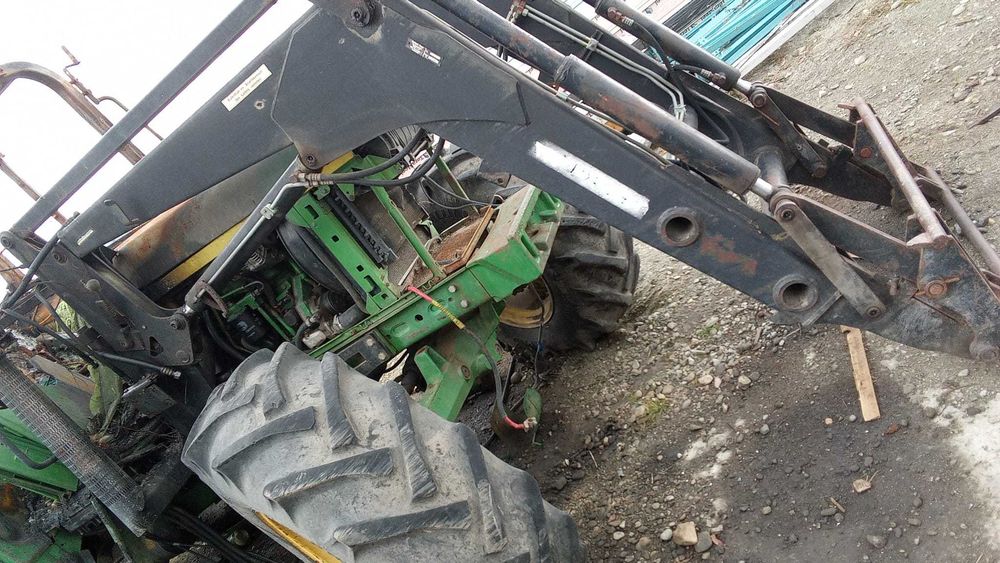 Dezmembrez John Deere 6410 si 6110