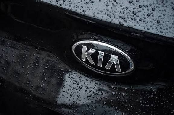 Кузовные детали на KIA
