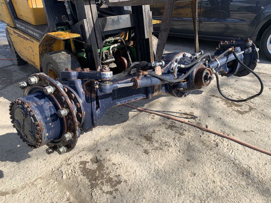 Punte axa deutz DX 140,DX 145,DX 160 APL3052 si Deutz D 13006