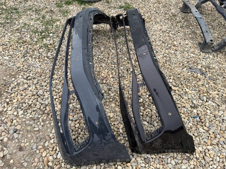 Bara fata Volkswagen Passat B8 Facelift 2020/2021/2022/2023