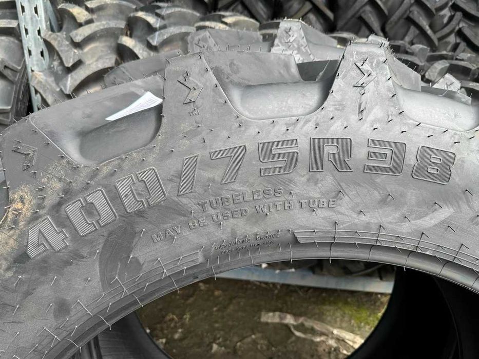 Cauciucuri de tractor U650 spate 400/75R38 marca CEAT radiale 15.5-38