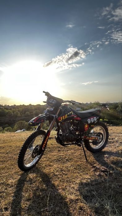 Эндуро 250 кубов штанговый мотор