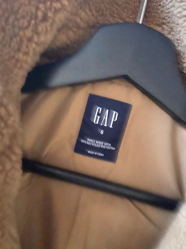 Зимно яке Gap