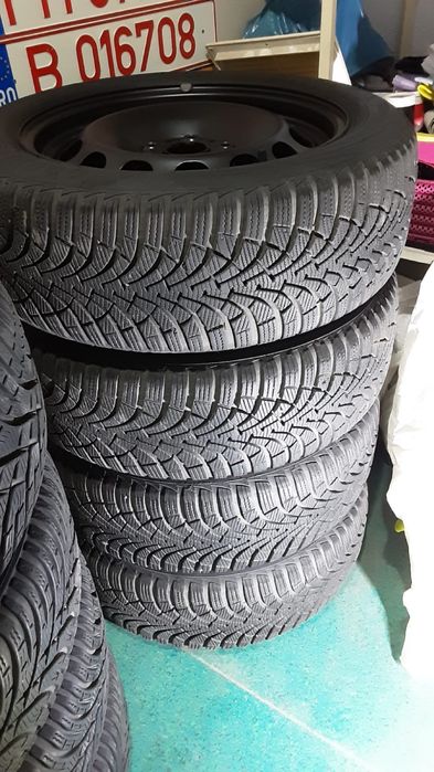 Vand jante R15,R16 cu anvelope iarna Vw,Skoda,Seat,Audi
