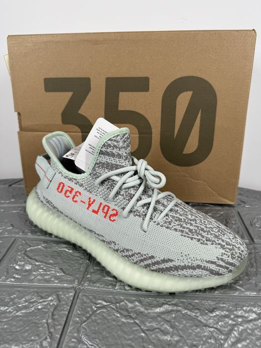 Yeezy 350 v2 Blue Tint