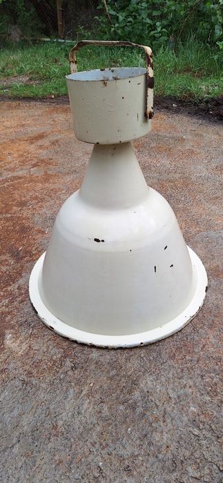 Голяма индустриална лампа