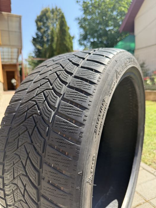 Set 2 Anvelope iarna DUNLOP 225/40R18