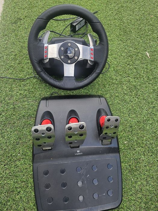 volan si pedale Logitech g27 Racing wheel