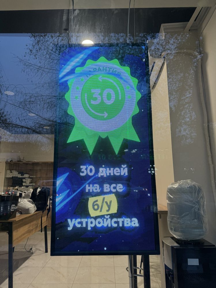 Продам led-экран в идеальном состоянии