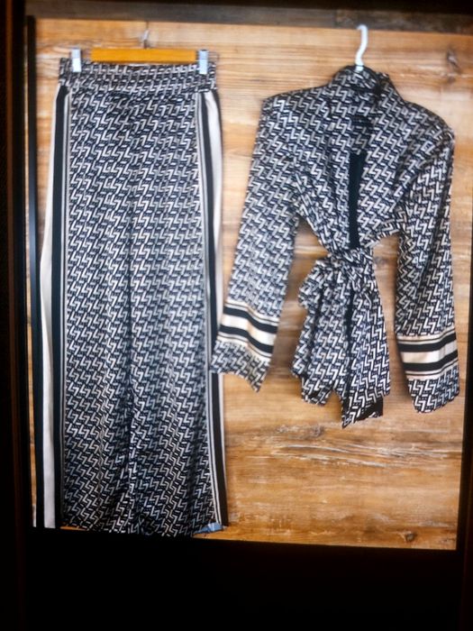 Дамски костюм!!!