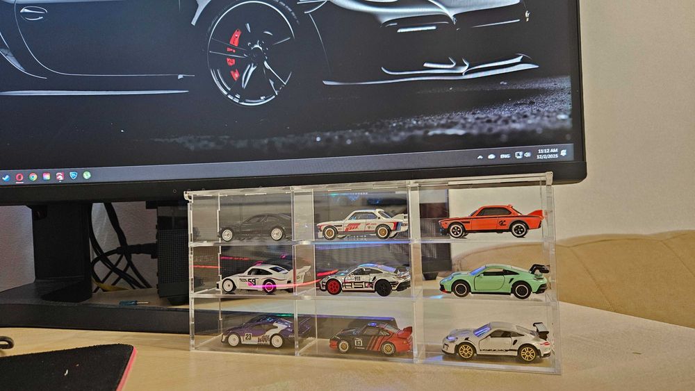 Display premium pentru masinute