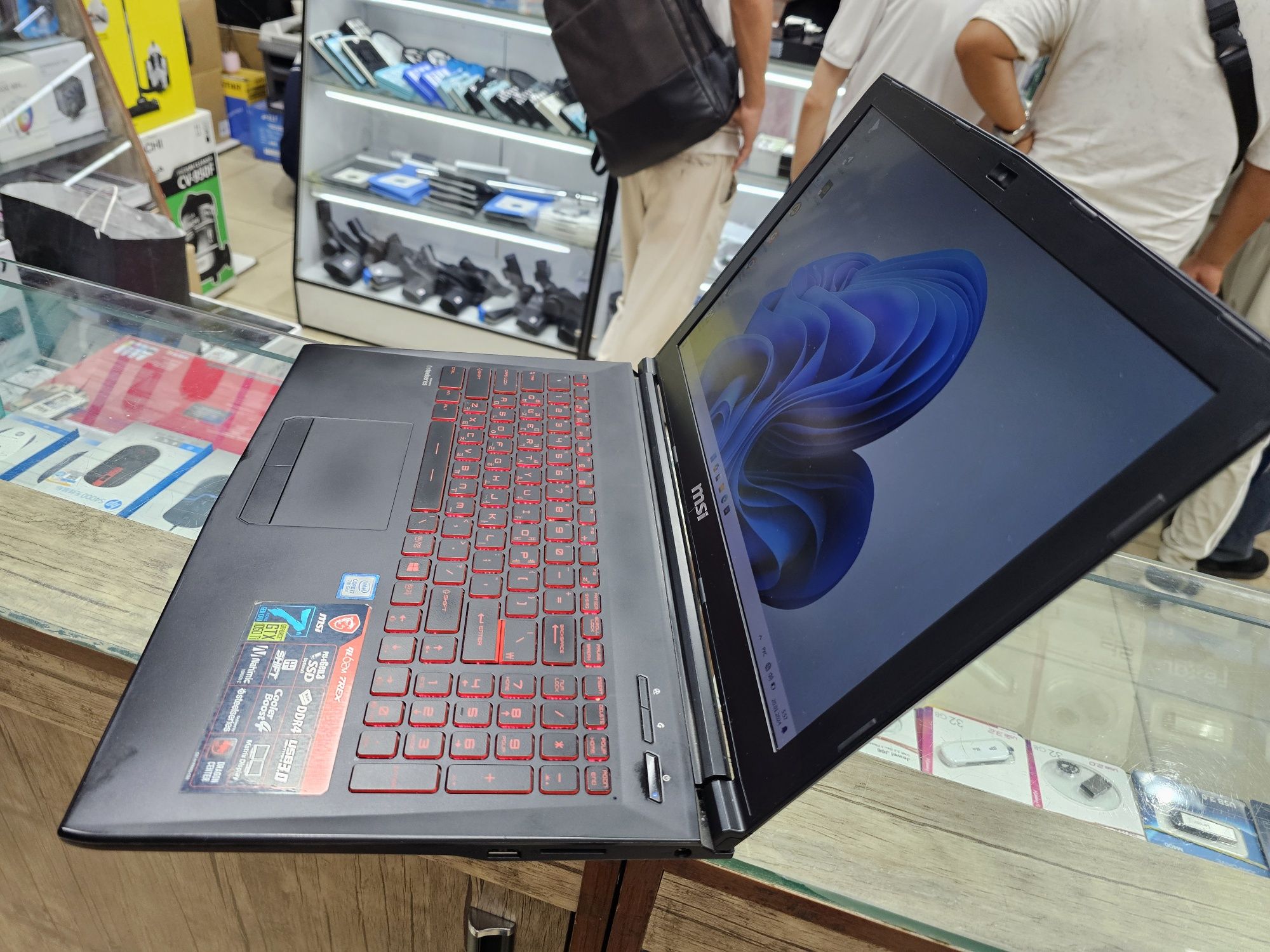 Игравой ноутбук MSI GL62M Core i7