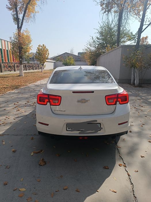 Малибу1 позитсия 2 сотилади