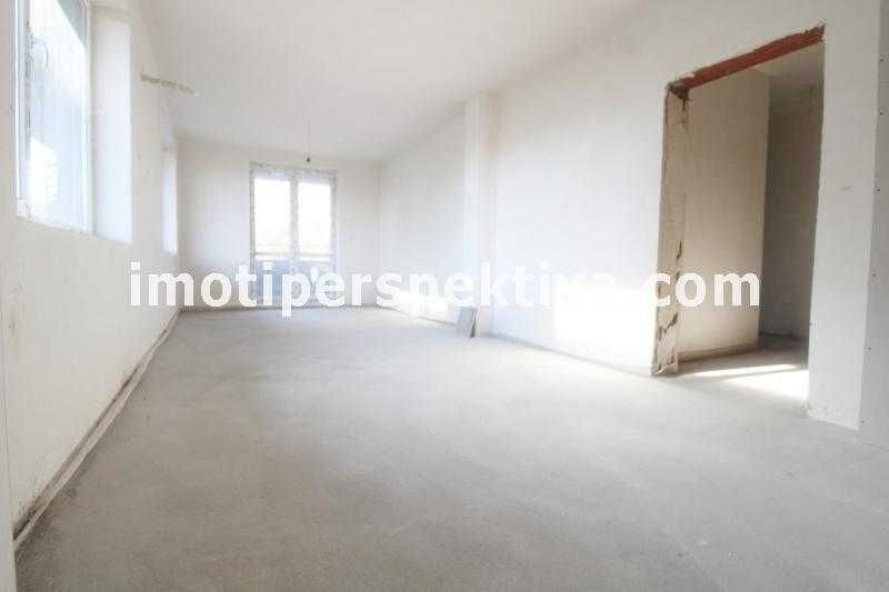 Продава се Тристаен апартамент в Пловдив, Остромила - 116 кв.м за 1113 €/кв.м - Снимка #3